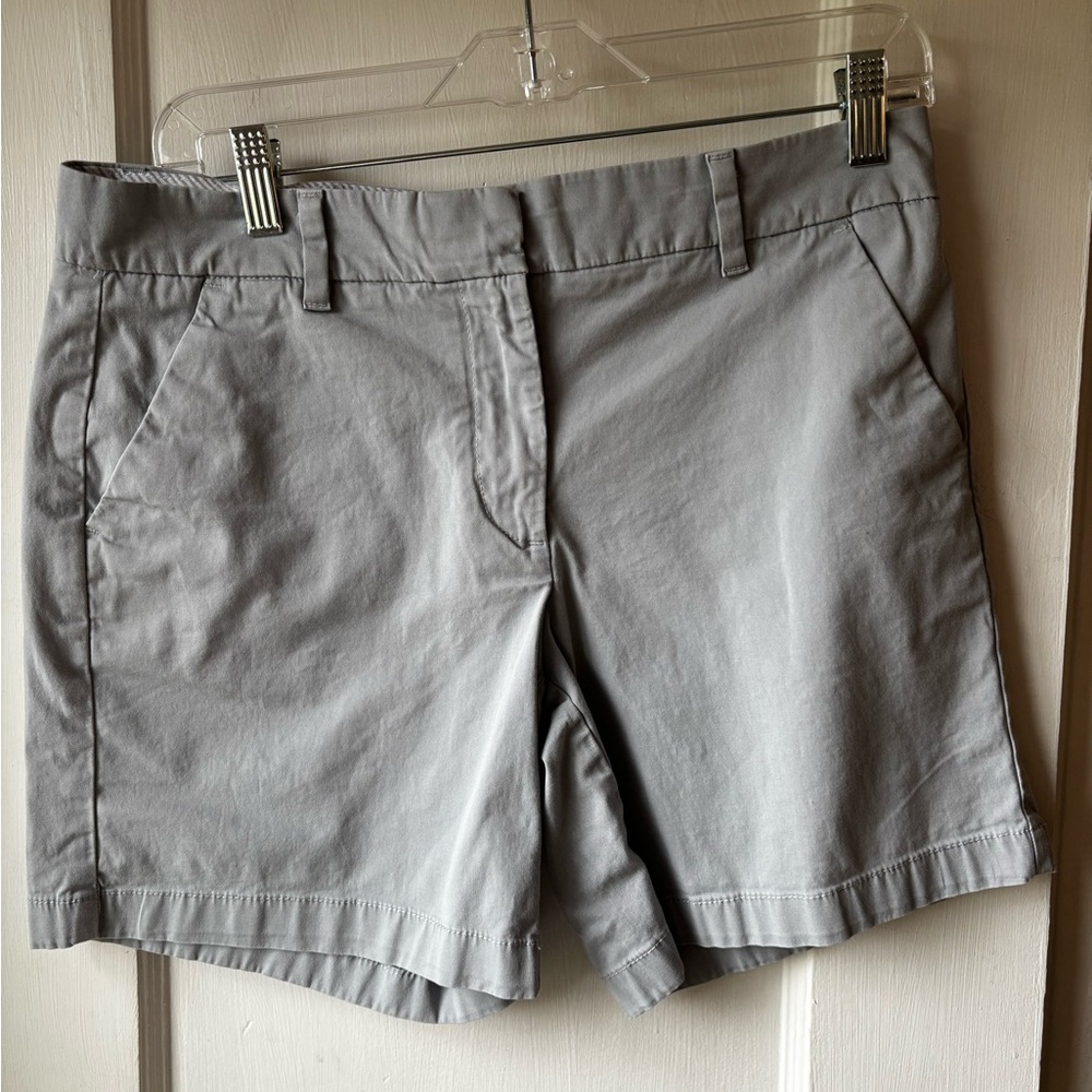 Tommy Hilfiger Light Gray Casual Shorts, size 8